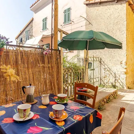 Semesterbostad Le Soleil Doree' Maison Wi-fi Vacations Lerici 5 Terre *