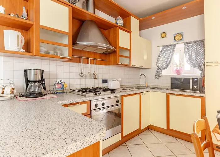 Semesterbostad Le Soleil Doree' Maison Wi-fi Vacations Lerici 5 Terre Pitelli