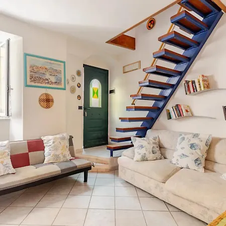 Le Soleil Doree' Maison Wi-fi Vacations Lerici 5 Terre Pitelli