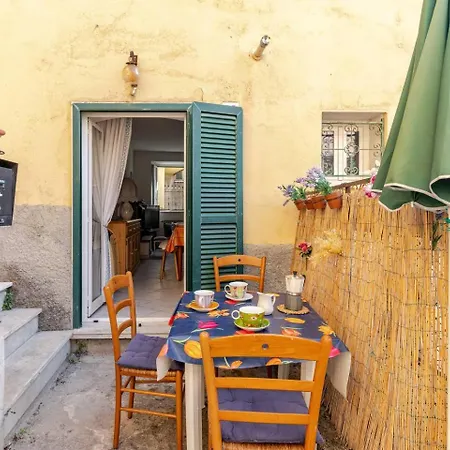 Le Soleil Doree' Maison Du Mere' Lerici 5 Terre