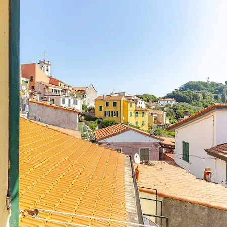 Le Soleil Doree' Maison Wi-fi Vacations Lerici 5 Terre *