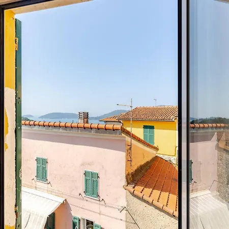 Le Soleil Doree' Maison Du Mere' Lerici 5 Terre