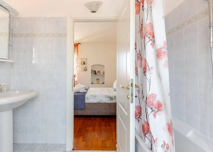 Le Soleil Doree' Maison Wi-fi Vacations Lerici 5 Terre *